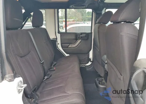 2014 Jeep Wrangler Unlimited Sport z USA, uszkodzony, nr VIN 1C4BJWDG7EL207412